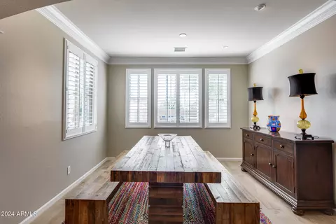 Dining - 3773 E Donald Dr, Phoenix, AZ 85050 photo 2 of 5