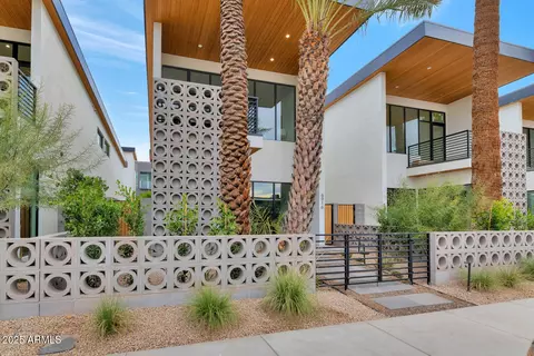 6916 E 2nd St, Scottsdale, AZ 85251