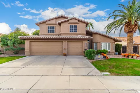 4043 W Saguaro Park Ln, Glendale, AZ 85310