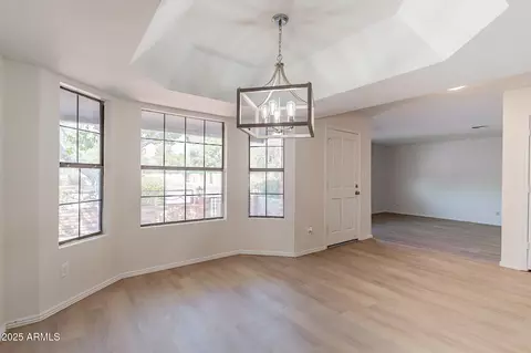 Living - 249 E Grandview St, Mesa, AZ 85201 photo 2 of 5