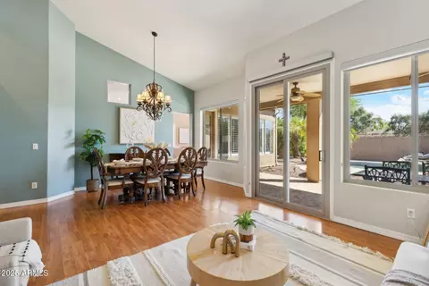 3165 E Indigo Bay Dr, Gilbert, AZ 85234 photo 9