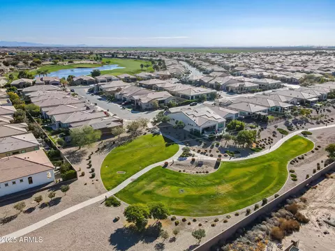 86 E Iloca Ln, Queen Creek, AZ 85140