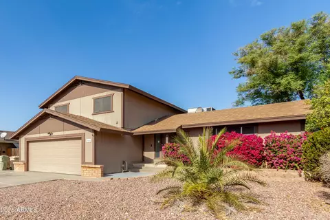 6046 W Carol Ann Way, Glendale, AZ 85306