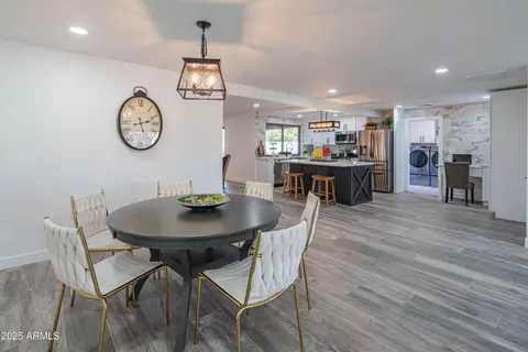 Dining - 3402 E Sunnyside Dr, Phoenix, AZ 85028 photo 1 of 3