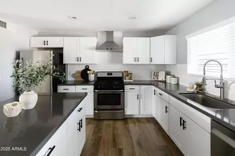 7301 E Almeria Rd, Scottsdale, AZ 85257