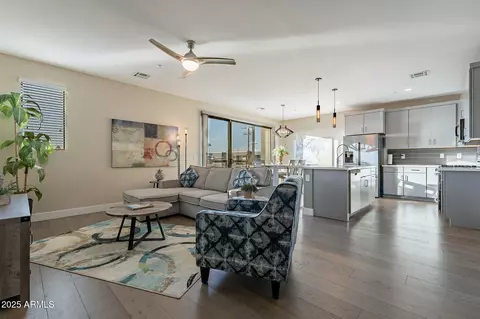 Living - 4354 N 27th Pl, Phoenix, AZ 85016 photo 4 of 4