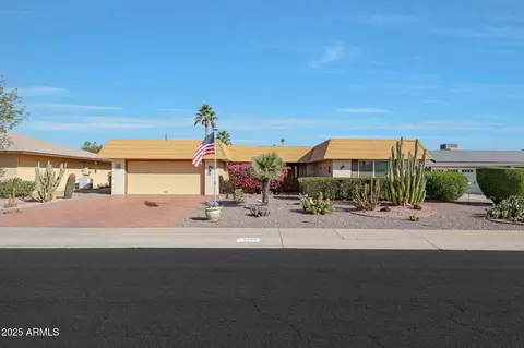 9346 W Glen Oaks Cir N, Sun City, AZ 85351