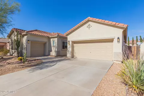 2410 W Aloe Vera Dr, Phoenix, AZ 85085