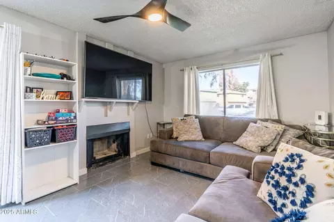 3301 W Harmont Dr, Phoenix, AZ 85051 photo 6
