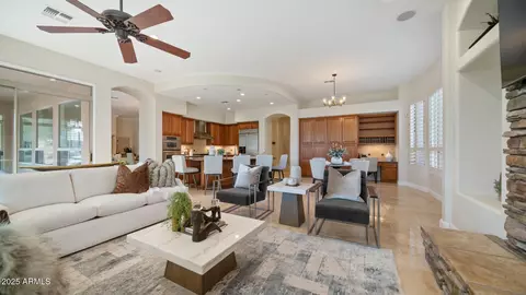 211 E Desert Wind Dr, Phoenix, AZ 85048 photo 19