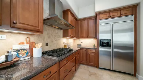 211 E Desert Wind Dr, Phoenix, AZ 85048 photo 16