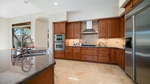 211 E Desert Wind Dr, Phoenix, AZ 85048 photo 14