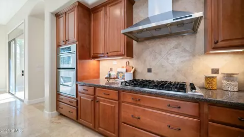 211 E Desert Wind Dr, Phoenix, AZ 85048 photo 18