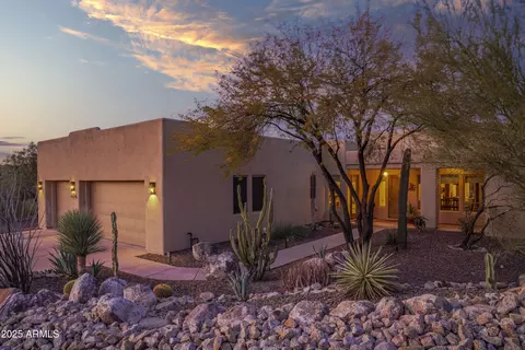44710 N 18th St, New River, AZ 85087
