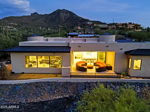 37956 N School House Rd, Cave Creek, AZ 85331