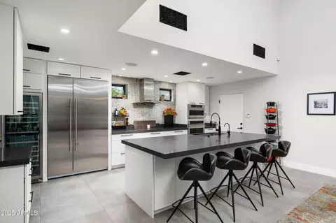 2445 E Oregon Ave, Phoenix, AZ 85016 photo 8