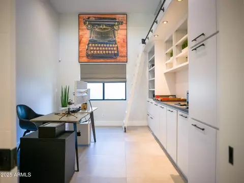 2445 E Oregon Ave, Phoenix, AZ 85016 photo 20