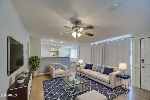 2937 E Osborn Rd, Phoenix, AZ 85016 photo 6