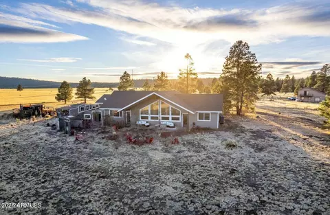 10444 E White Horse Lake Dr, Parks, AZ 86018