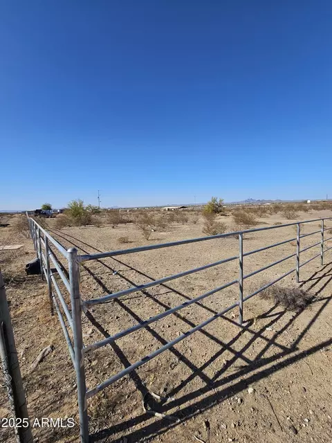 300 N Nn N 300th Ave #81, Wittmann, AZ 85361