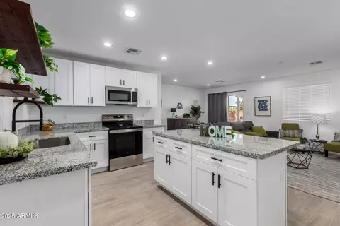 1217 S Desert View Pl, Apache Junction, AZ 85120 photo 10