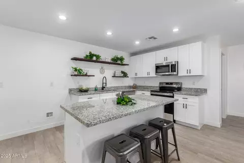 1217 S Desert View Pl, Apache Junction, AZ 85120 photo 9