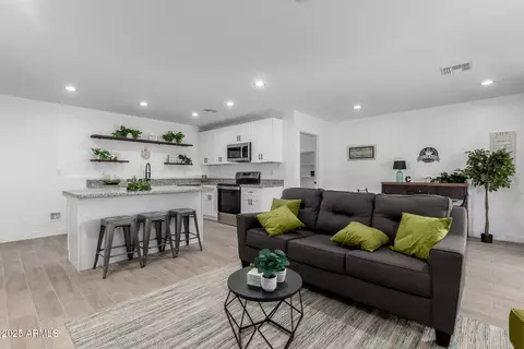 1217 S Desert View Pl, Apache Junction, AZ 85120 photo 6