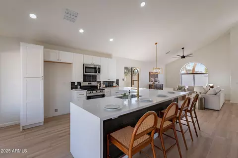 2513 N 90th Ln, Phoenix, AZ 85037 photo 11