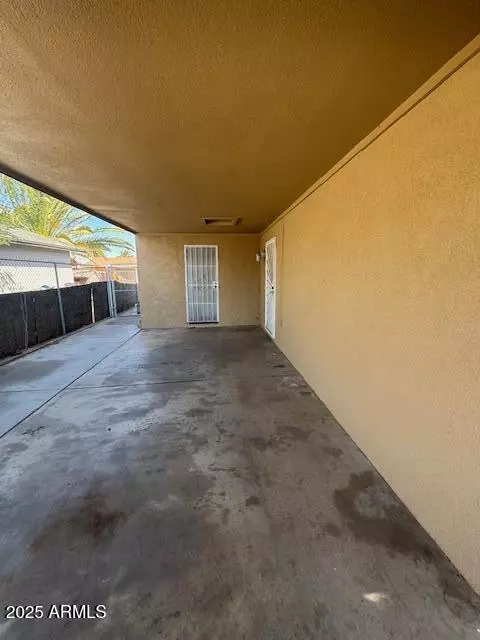 Exterior - 4854 W Berkeley Rd, Phoenix, AZ 85035 photo 2 of 5