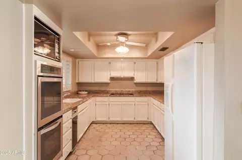 2562 E Vermont Ave, Phoenix, AZ 85016 photo 8