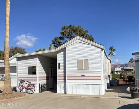 2273 S Seminole Dr, Apache Junction, AZ 85119 photo 2