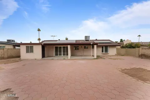 Exterior - 3815 E Cortez St, Phoenix, AZ 85028 photo 2 of 6