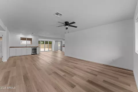 Living - 3815 E Cortez St, Phoenix, AZ 85028 photo 8 of 8