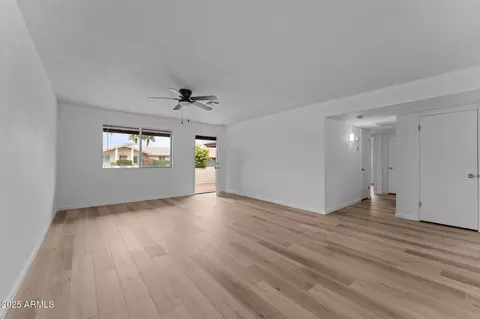 Living - 3815 E Cortez St, Phoenix, AZ 85028 photo 6 of 8