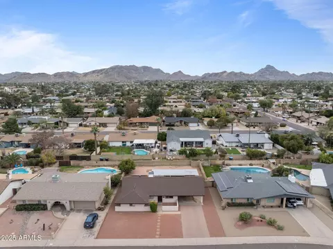 View/Area - 3815 E Cortez St, Phoenix, AZ 85028 photo 4 of 5