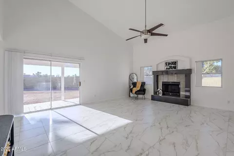 669 S Saddle St, Gilbert, AZ 85233 photo 8