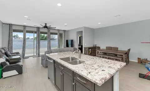Other - 2405 E Beverly Rd, Phoenix, AZ 85042 photo 1 of 10