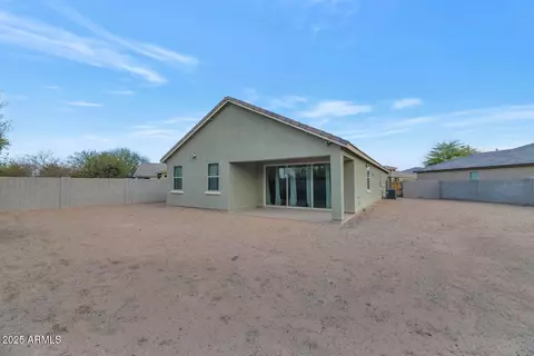 Exterior - 2405 E Beverly Rd, Phoenix, AZ 85042 photo 3 of 7