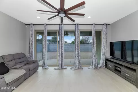 Other - 2405 E Beverly Rd, Phoenix, AZ 85042 photo 5 of 10