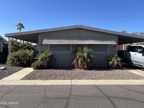 10960 N 67th Ave #218, Glendale, AZ 85304