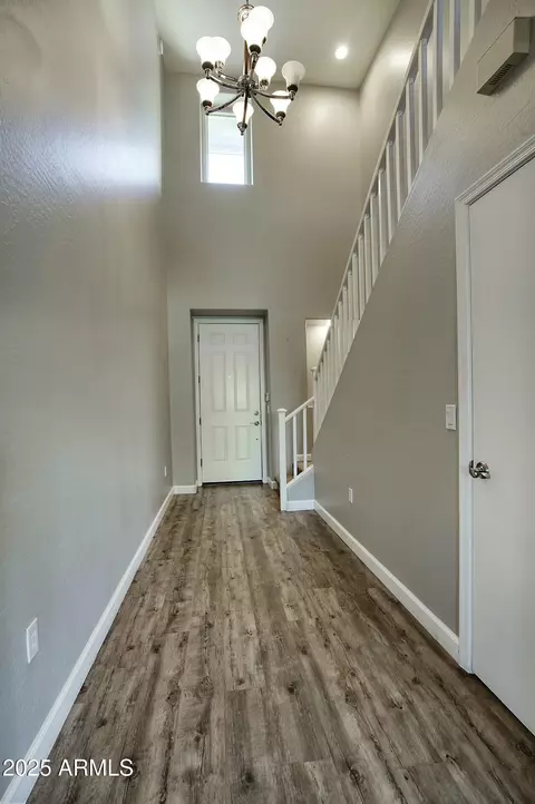 Entry Way - 706 E Washington St #202, Phoenix, AZ 85034 photo 2 of 3