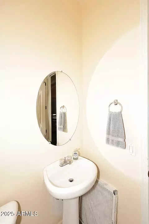 2105 E Kerry Ln, Phoenix, AZ 85024 photo 49