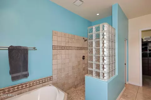 2105 E Kerry Ln, Phoenix, AZ 85024 photo 24