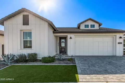 17155 W Gracemont St, Surprise, AZ 85388