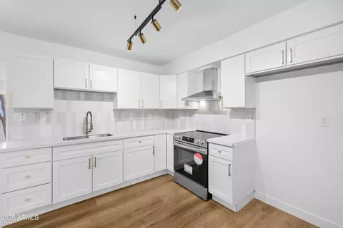 4607 E Park St, Phoenix, AZ 85042 photo 11