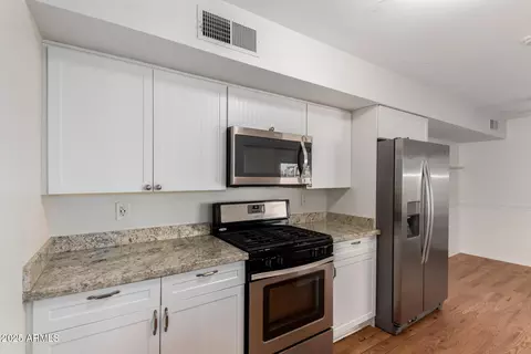 4728 E Mulberry Dr, Phoenix, AZ 85018 photo 12