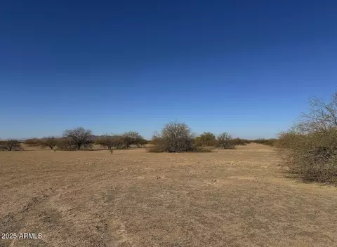5215 N Yavapai Dr #13, Eloy, AZ 85131