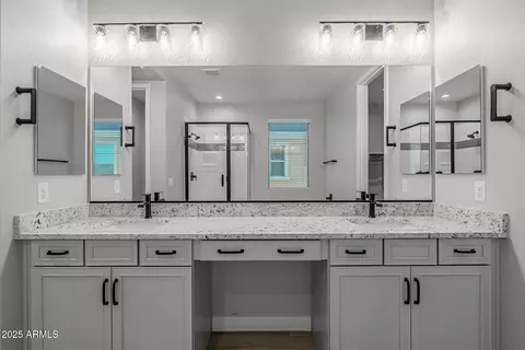 Bath - 4257 E John St, Gilbert, AZ 85295 photo 3 of 6