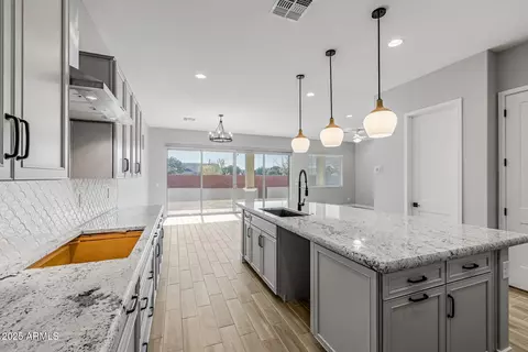 Kitchen - 4257 E John St, Gilbert, AZ 85295 photo 7 of 10