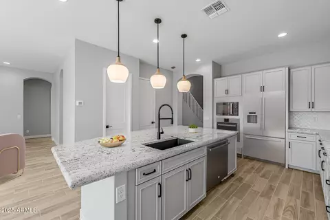 Kitchen - 4257 E John St, Gilbert, AZ 85295 photo 6 of 10